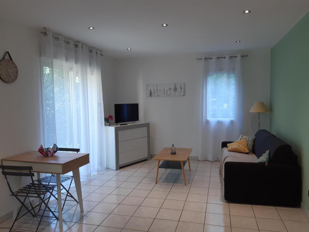 Charmante Maison A Payzac Buitenkant foto